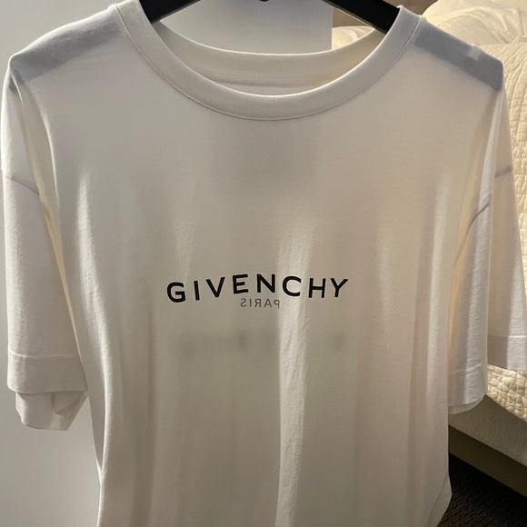 GIVENCHY Reverse oversized t-shirt in cotton - Picture 3 of 6
